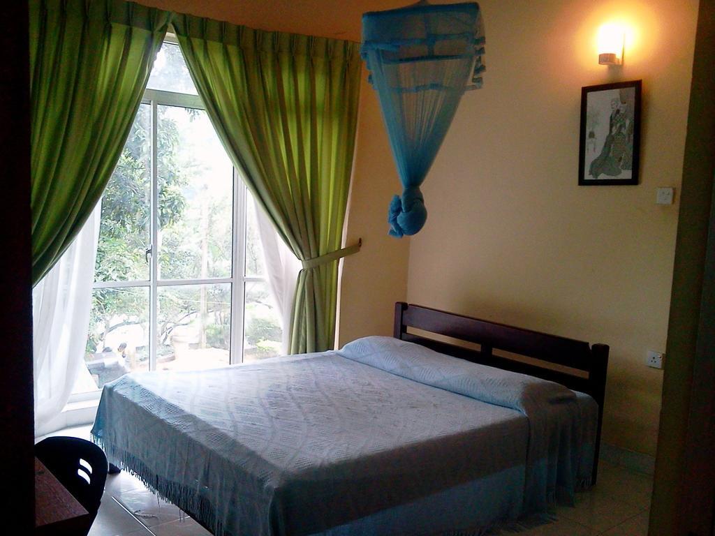 Mccarthy Guesthouse Kandy Quarto foto